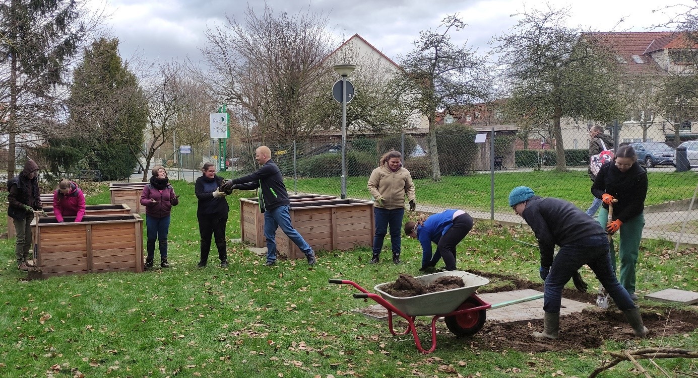 Fortbildung und Arbeitseinsatz